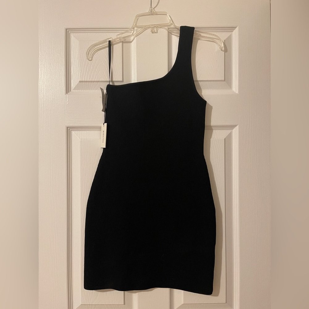 NWT Aritzia sculpt knit one shoulder dress